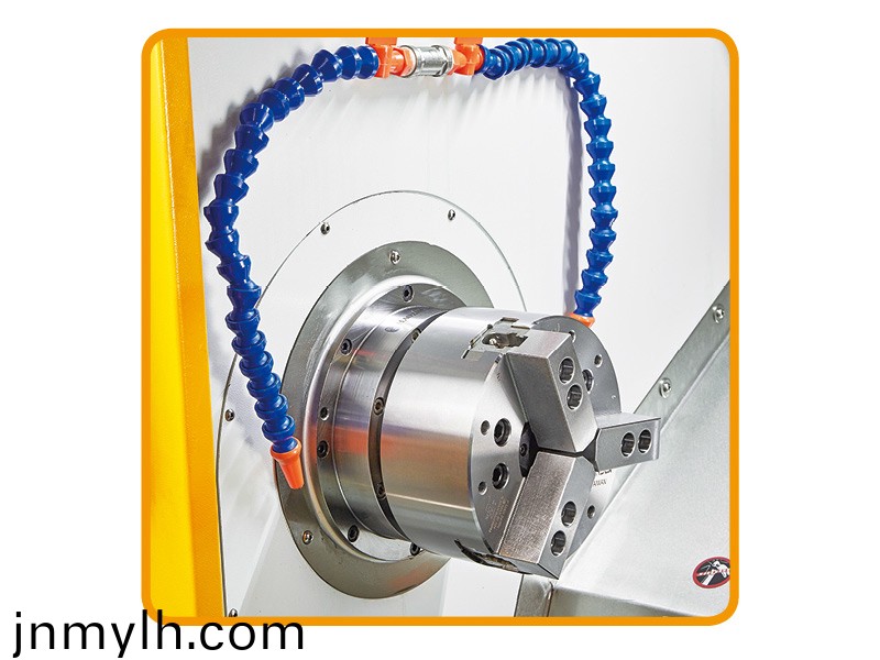 刀(dao)墖(ta)數(shù)控車(chē)牀（可(ke)加工400長(zhǎng)）