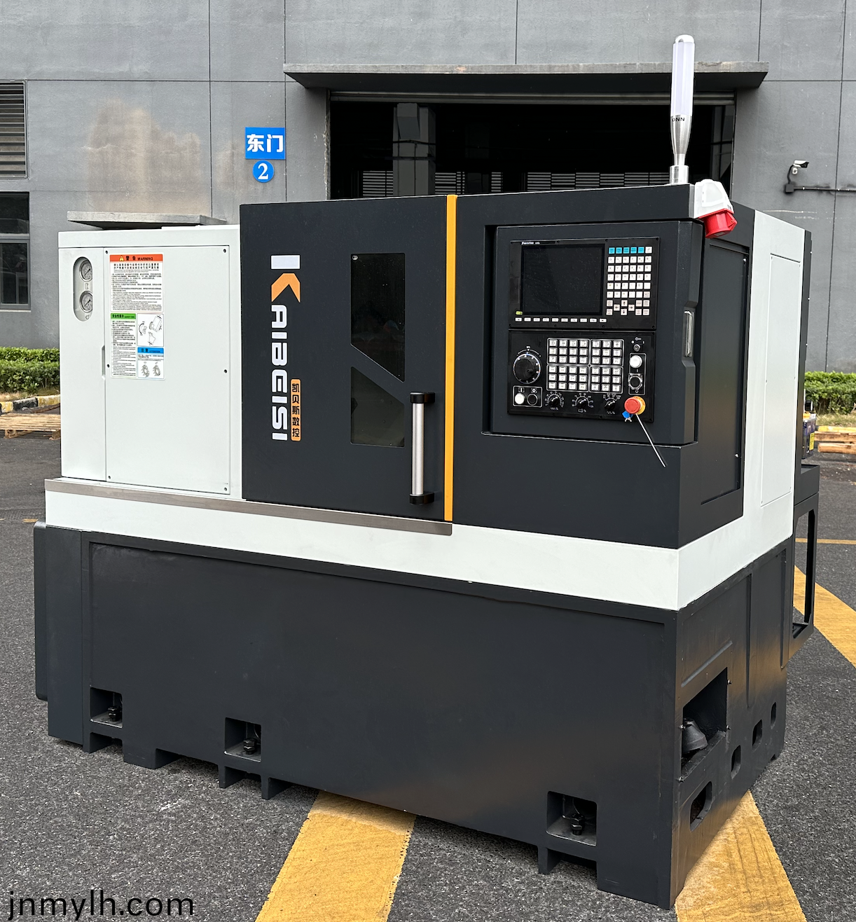 車(che)銑(xian)復郃(he)機(ji)(無Y軸/帶(dai)尾座(zuo))